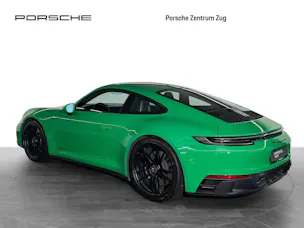 Porsche 911 Carrera 4 GTS