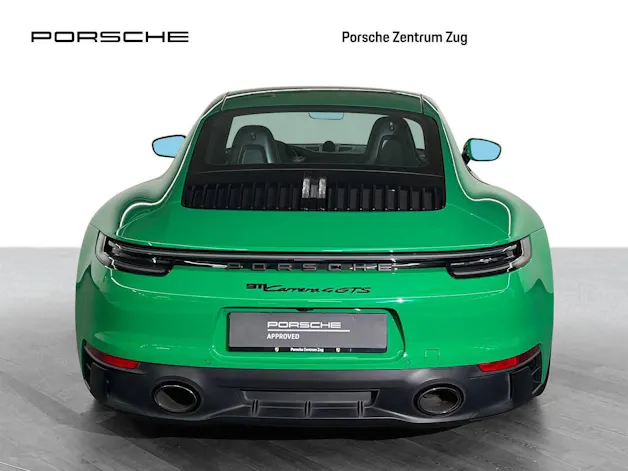 Porsche 911 Carrera 4 GTS