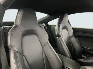 Porsche 911 Carrera 4 GTS