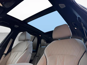 https://vehicle.imgix.net/4311038/6d7e9bf1-b8be-4c8e-9005-e9959370c6cc.jpg