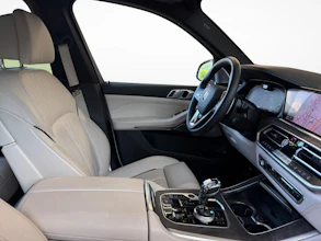 https://vehicle.imgix.net/4311038/773e5e56-b32b-4846-aa4c-4cf00845cc49.jpg