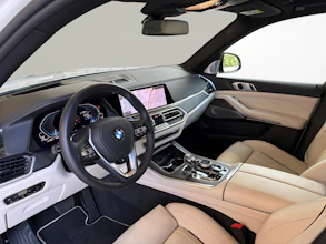 https://vehicle.imgix.net/4311038/b0413e13-0a52-49f1-b630-1e9a18fb86dc.jpg