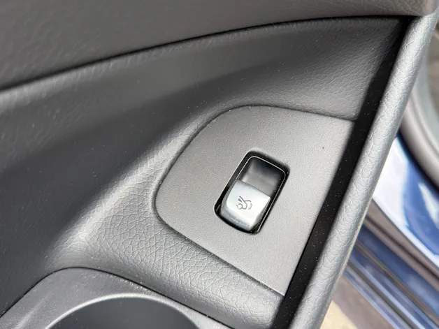 Mercedes-Benz E 220 d AMG Line 4matic Kombi