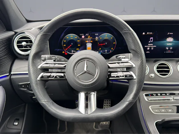 Mercedes-Benz E 220 d AMG Line 4matic Kombi