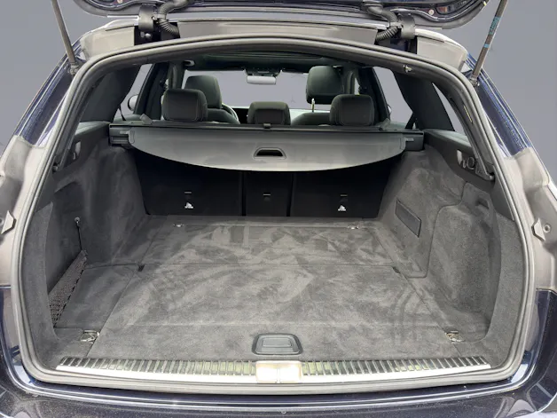 Mercedes-Benz E 220 d AMG Line 4matic Kombi