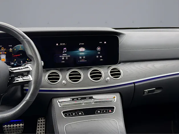 Mercedes-Benz E 220 d AMG Line 4matic Kombi