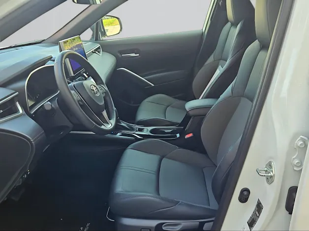 Toyota Corolla Cross 2.0 HSD Trend AWD-i