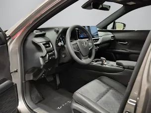 Lexus UX 300h Excellence FWD