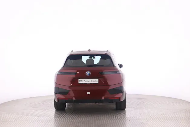 BMW iX xDrive50