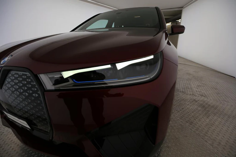 image du véhicule BMW iX