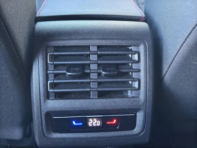 VW Golf VIII 2.0 TSI GTI DSG