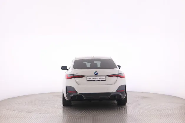 BMW i4 eDrive40