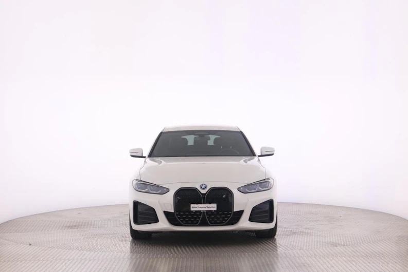 Fahrzeugbild BMW i4