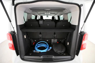 https://vehicle.imgix.net/4311152/2135e15a-c9e8-4d17-a61d-ce04f4a230ca.jpg