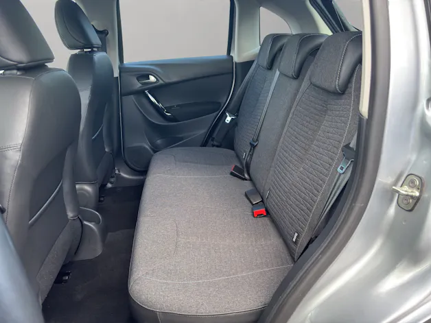 Citroën C3 1.2 PureTech Feel Edition ETG / Pack City mit Einparkhilfe hinten, elektr. Fensterheber, elektr. Aussenspiegel, Winterräder