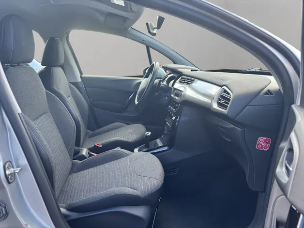 Citroën C3 1.2 PureTech Feel Edition ETG / Pack City mit Einparkhilfe hinten, elektr. Fensterheber, elektr. Aussenspiegel, Winterräder