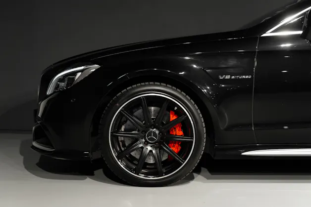Mercedes-Benz CLS 63 S AMG 4matic Shooting Brake