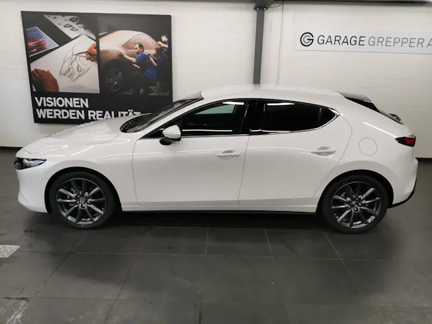 Mazda 3 Hatchback 2.5 Exclusive-Line