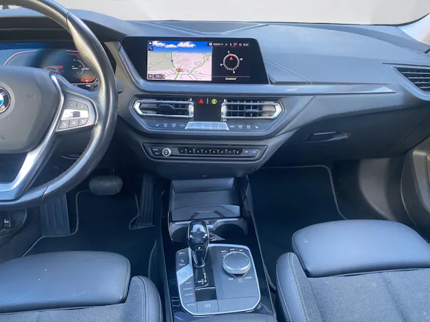 BMW 118i Sport Line