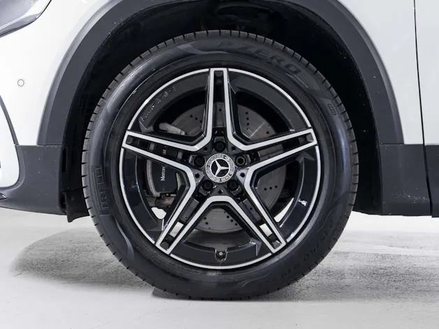 Mercedes-Benz GLB 220 4MATIC