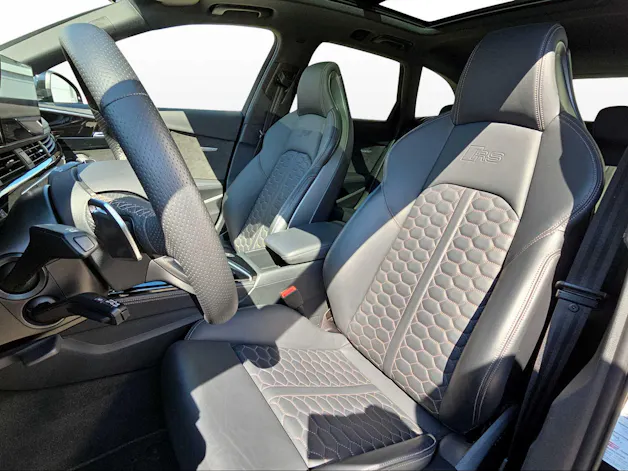 Audi RS4 Avant quattro tiptronic
