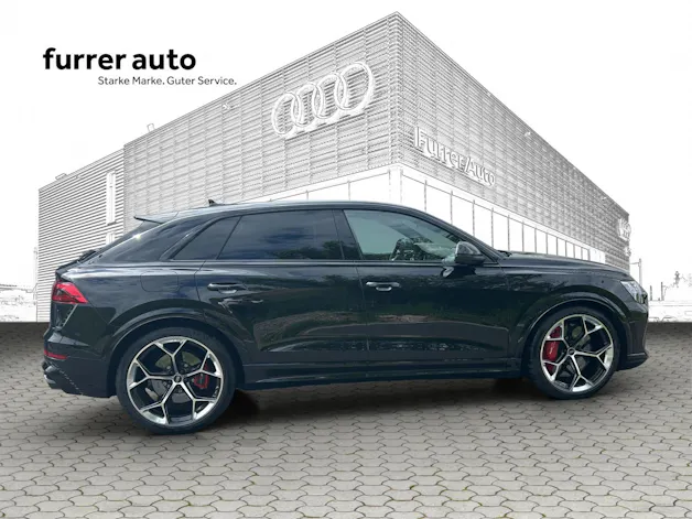 Audi RSQ8 performance quattro