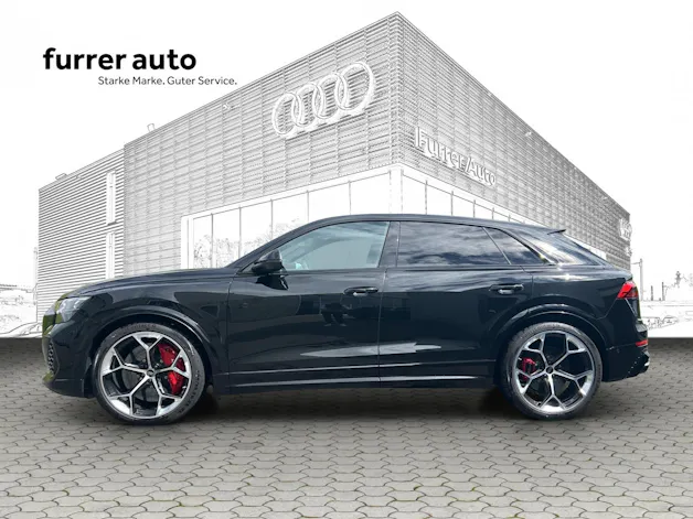 Audi RSQ8 performance quattro