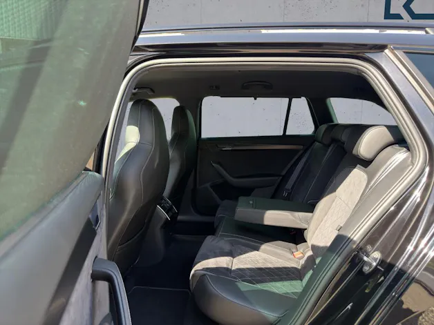 Škoda Superb Combi 2.0 TSI SportLine 4x4 DSG