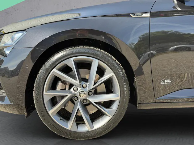 Škoda Superb Combi 2.0 TSI SportLine 4x4 DSG