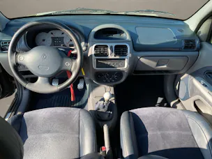 Renault Clio 2.0 16V Sport