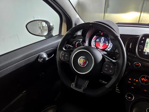 Fiat 595 Abarth 1.4 T-Jet 180 Competizione