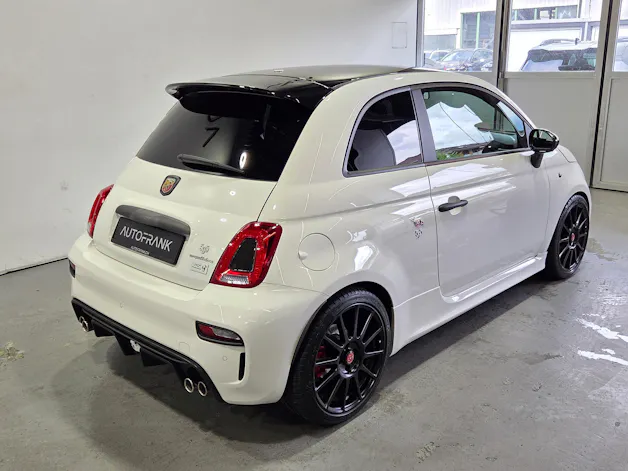 Fiat 595 Abarth 1.4 T-Jet 180 Competizione