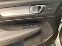 Volvo XC40 B4 Benzin Mild Hybrid Plus Dark DCT