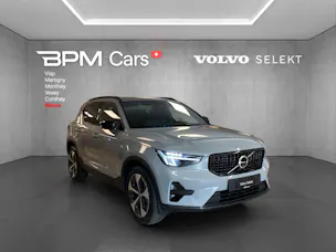 Volvo XC40 B4 Benzin Mild Hybrid Plus Dark DCT