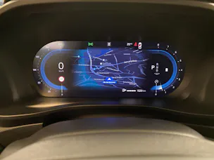 Volvo XC40 B4 Benzin Mild Hybrid Plus Dark DCT