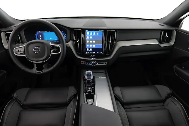 Volvo XC60 B5 Benzin Mild Hybrid AWD Black Edition Geartronic
