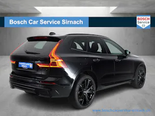 Volvo XC60 B5 Benzin Mild Hybrid AWD Black Edition Geartronic