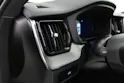 Volvo XC60 B5 Benzin Mild Hybrid AWD Black Edition Geartronic