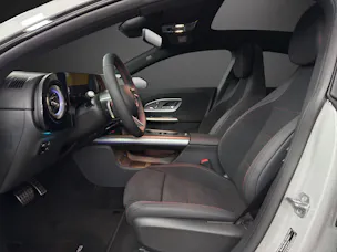 Mercedes-Benz CLA 220 4Matic 8G-DCT