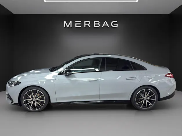 Mercedes-Benz CLA 220 4Matic 8G-DCT