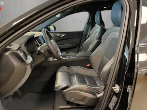 Volvo XC60 T8 eAWD PluginHybrid Plus Dark Geartronic