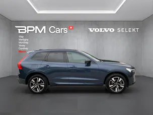 Volvo XC60 B5 Benzin Mild Hybrid AWD Plus Dark Geartronic