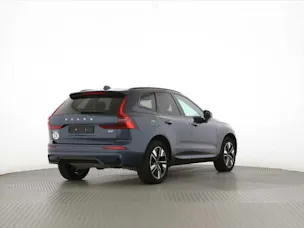 Volvo XC60 B5 Benzin Mild Hybrid AWD Plus Dark Geartronic