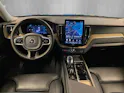 Volvo XC60 B5 Benzin Mild Hybrid AWD Plus Dark Geartronic