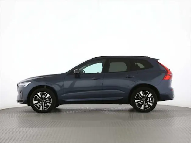Volvo XC60 B5 Benzin Mild Hybrid AWD Plus Dark Geartronic