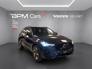 Volvo XC60 B5 Benzin Mild Hybrid AWD Plus Dark Geartronic