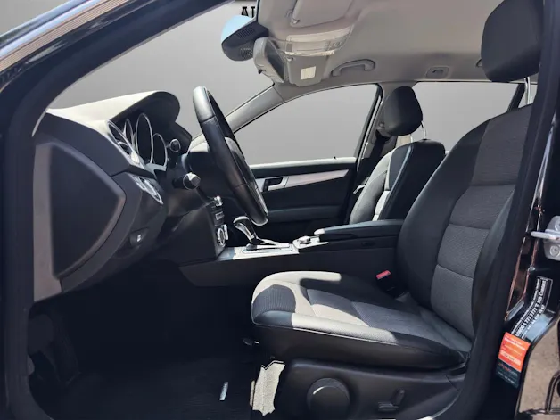 Mercedes-Benz C 180 BlueEfficiency Avantgarde 7G-Tronic