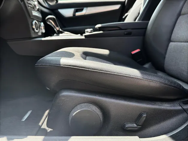 Mercedes-Benz C 180 BlueEfficiency Avantgarde 7G-Tronic