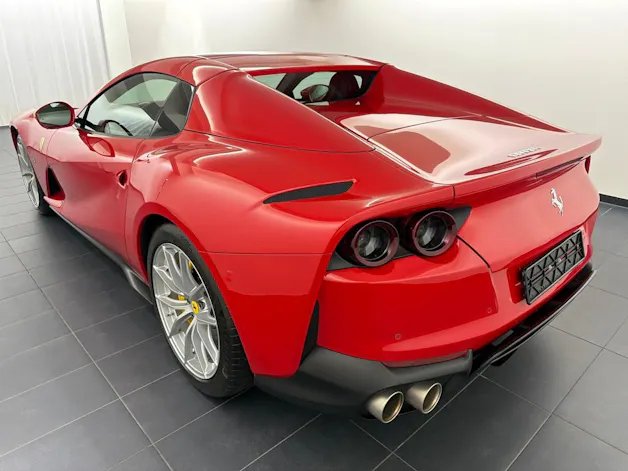 Ferrari 812 GTS