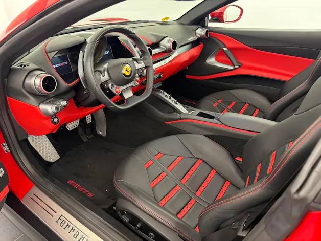 Ferrari 812 GTS